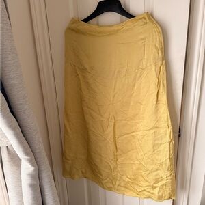 Everlane Silk skirt in Yellow
